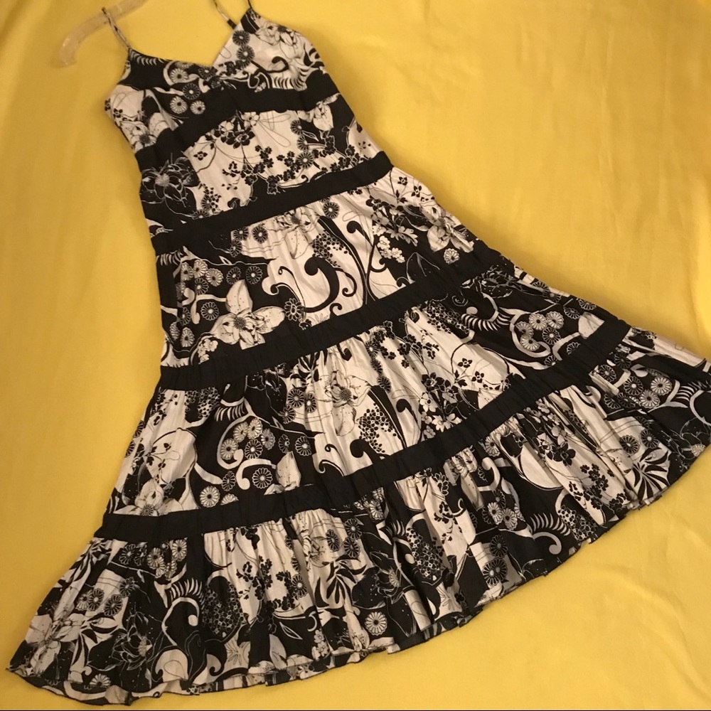 🌞SUMMER SALE🌞white and black summer sun dress